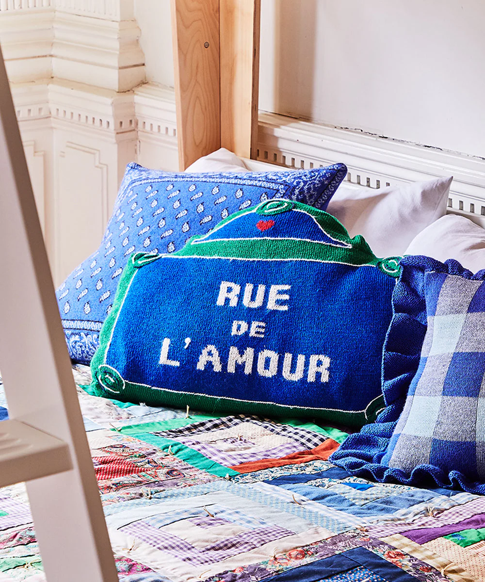 Rue de l'Amour Pillow - Image 4